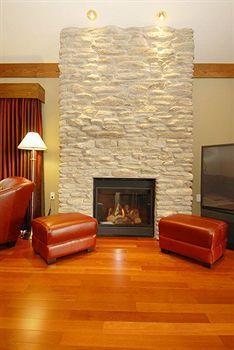 The Inn At Huff Estates Bloomfield Екстериор снимка