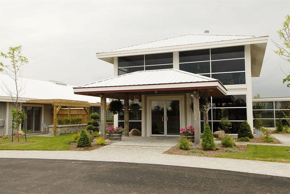 The Inn At Huff Estates Bloomfield Екстериор снимка